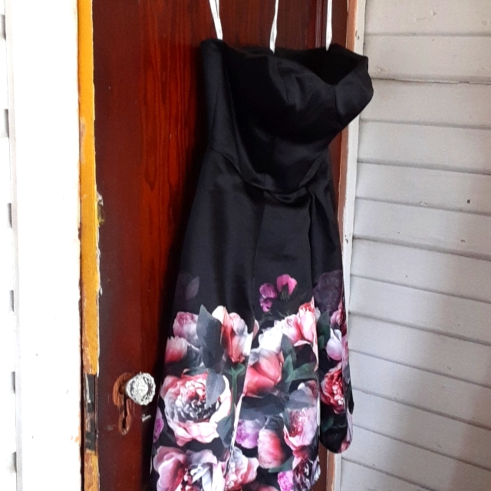 Truly by Zac Posen sz 10 cocktail strapless dress black bodice floral skirt